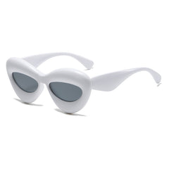 Oversized Cat-eye Acetate Sunglasses In Lipstick Oversized Cat-eye Acetate Sunglasses In Lipstick