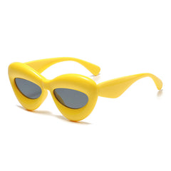 Oversized Cat-eye Acetate Sunglasses In Lipstick Oversized Cat-eye Acetate Sunglasses In Lipstick