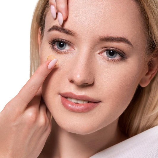 How to Pick and Wear Cosmetic Contact Lenses